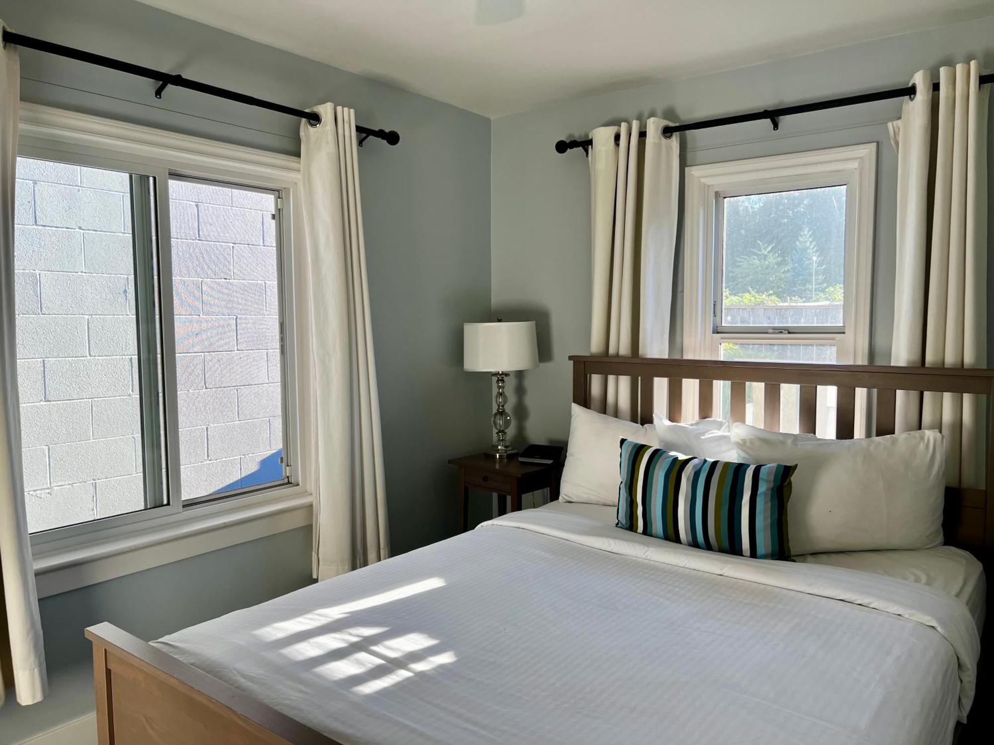 Buccaneer Inn Nanaimo Bagian luar foto