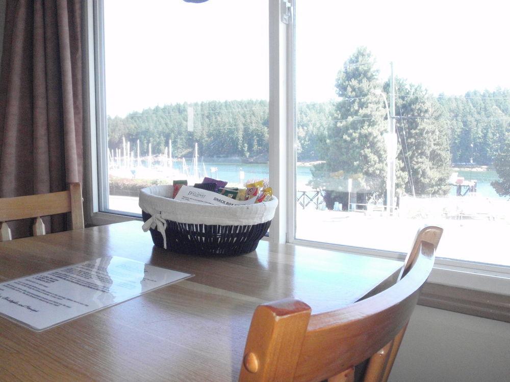 Buccaneer Inn Nanaimo Bagian luar foto